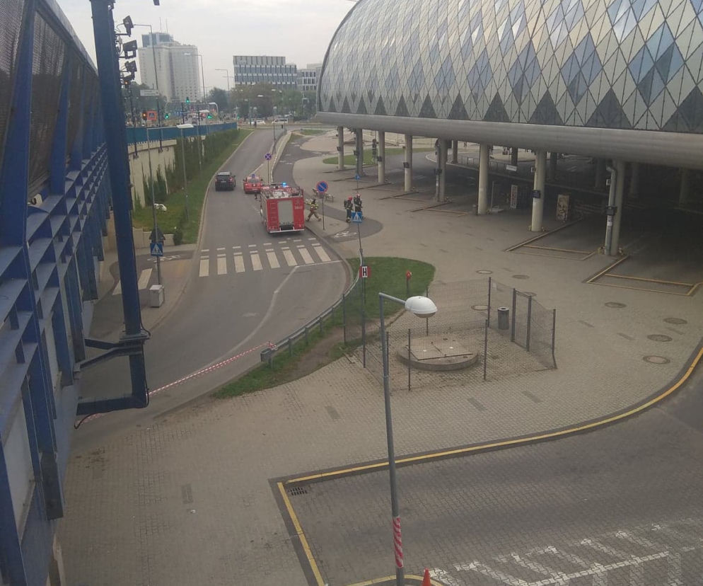 Ewakuacja centrum handlowego Avenida i dworca PKS w Poznaniu!