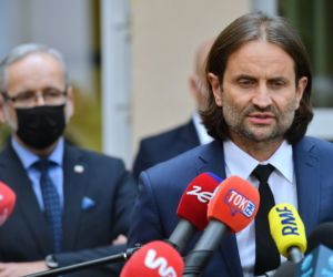 16 000 za zduszenie strajku, 3000 za ratowanie życia