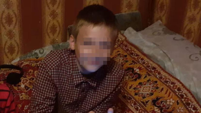 Matka trzymała synka, ojczym go torturował. Sebastian nie przeżył! 100 uderzeń w pół godziny