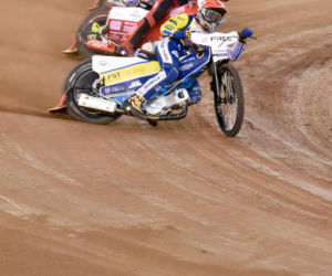 PRES Grupa Dewloperska Toruń - Abramczyk Polonia Bydgoszcz, zdjęcia kibiców i zawodników z pożegnania Adriana Miedzińskiego