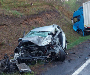 Za kierownicą auta siedział 20-latek, który tuż po zdarzeniu został przetransportowany do szpitala