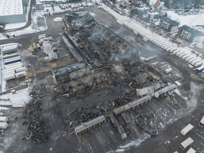 Wielki pożar magazynu pod Poznaniem. Skala zniszczeń poraża!