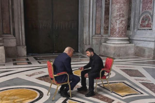 Zełenski, decydujący rok? - Film z okazji 4. rocznicy wojny w Ukrainie