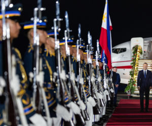 Karol Nawrocki z żoną na historycznych rozmowach na Filipinach