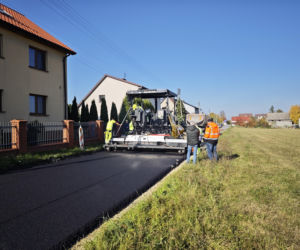 Zaorana ulica w Gliwicach - Ostropie ponownie została wylana asfaltem