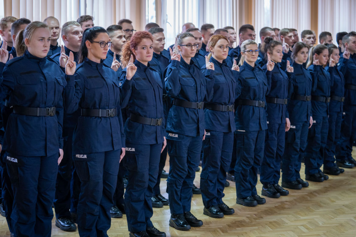 Młodzi policjanci złożyli w Bydgoszczy ślubowanie