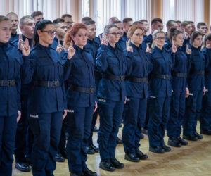 Młodzi policjanci złożyli w Bydgoszczy ślubowanie