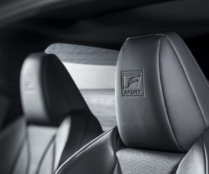 Lexus ES siódma generacja
