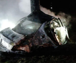 Tragiczny wypadek koło Jaświł. Auto stanęło w płomieniach. Zginęły dwie osoby