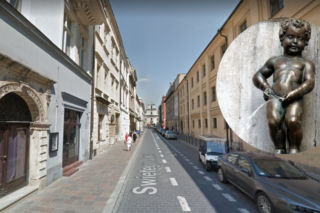 Kraków: Anglicy znów dali popalić. Jeden z nich... oddał mocz na kamienicę