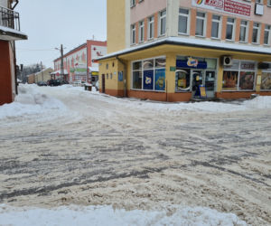 Podkarpackie. Kierowcy walczą z zimą [ZDJĘCIA]