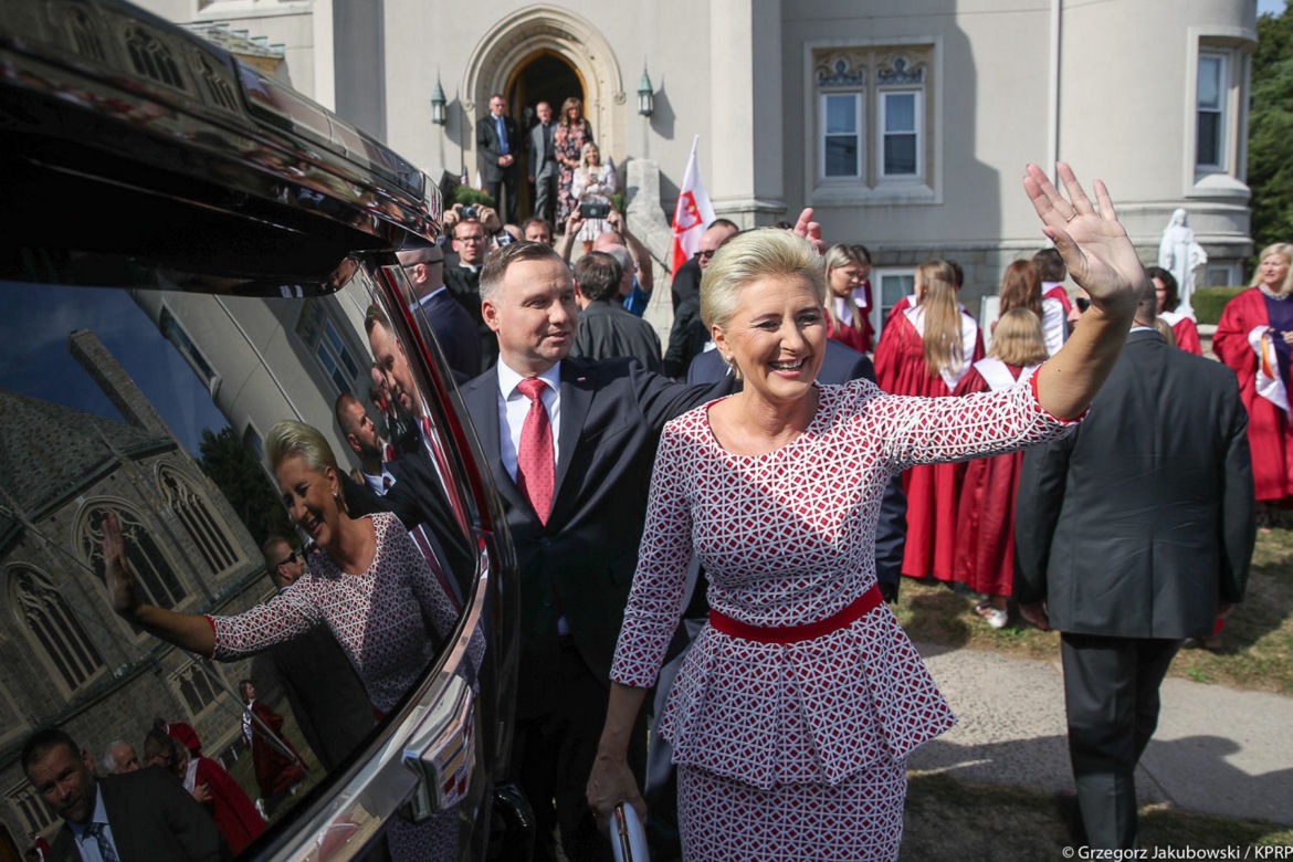 Kreacje Agaty Dudy podczas wizyty w USA