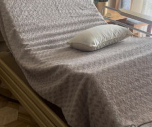 Doda urządziła rodzicom pokój na starość