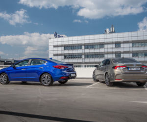 Toyota Corolla Sedan 1.8 Hybrid 122 KM e-CVT vs Hyundai Elantra Style 1.6 MPI 6MT