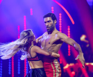 Gamou Fall przekazał bolero na aukcję charytatywną