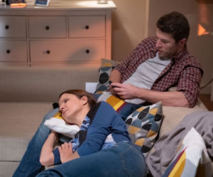 Na Wspólnej, odcinek 2822, Marta (Joanna Jabłczyńska), Olaf (Maciej Brzoska)