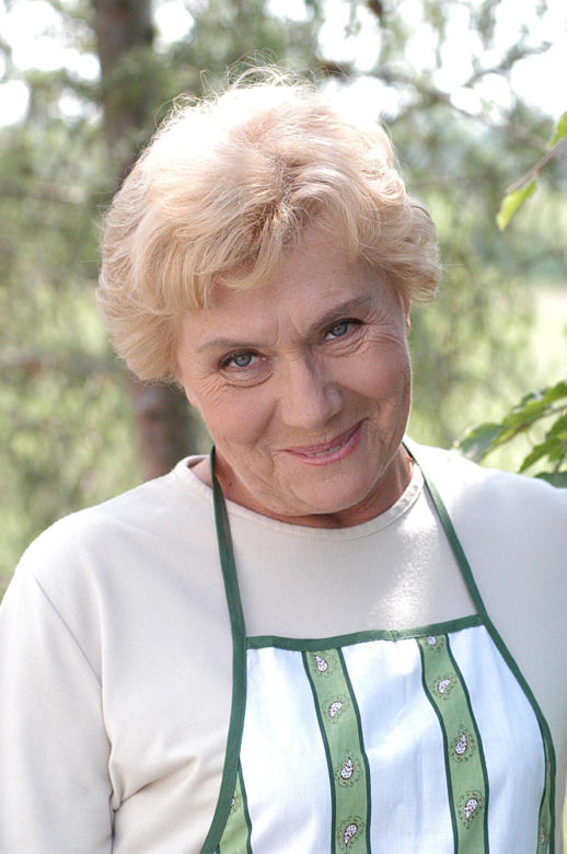 Teresa Lipowska kiedyś i dziś. Tak przez dekady zmieniała się uwielbiana Barbara z "M jak miłość"
