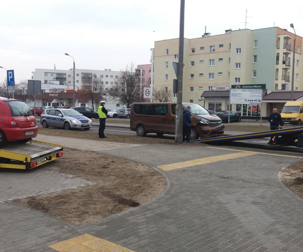 Groźny wypadek w Fordonie! Zderzyły się trzy auta