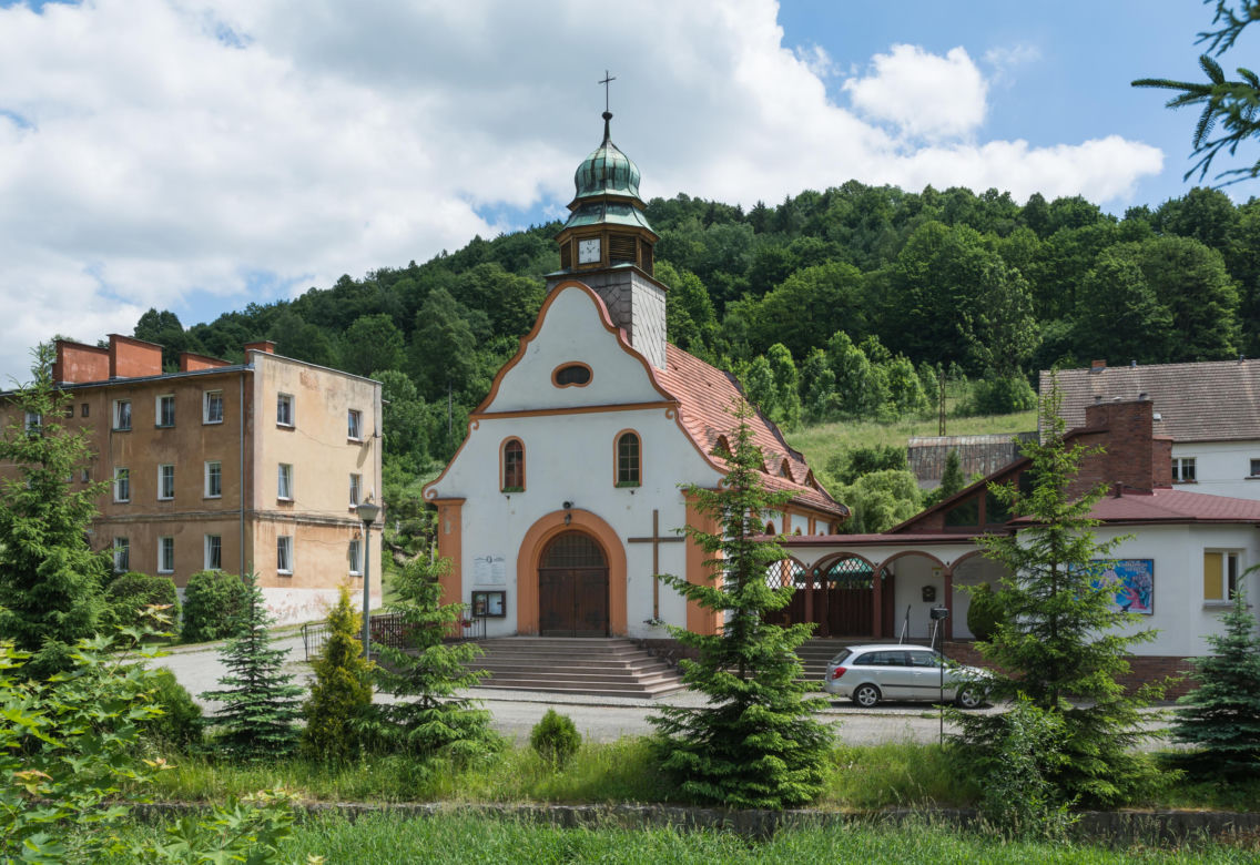 To najpiękniejsze średniowieczne miasto w województwie śląskim. Zachwyca zabytkowym rynkiem