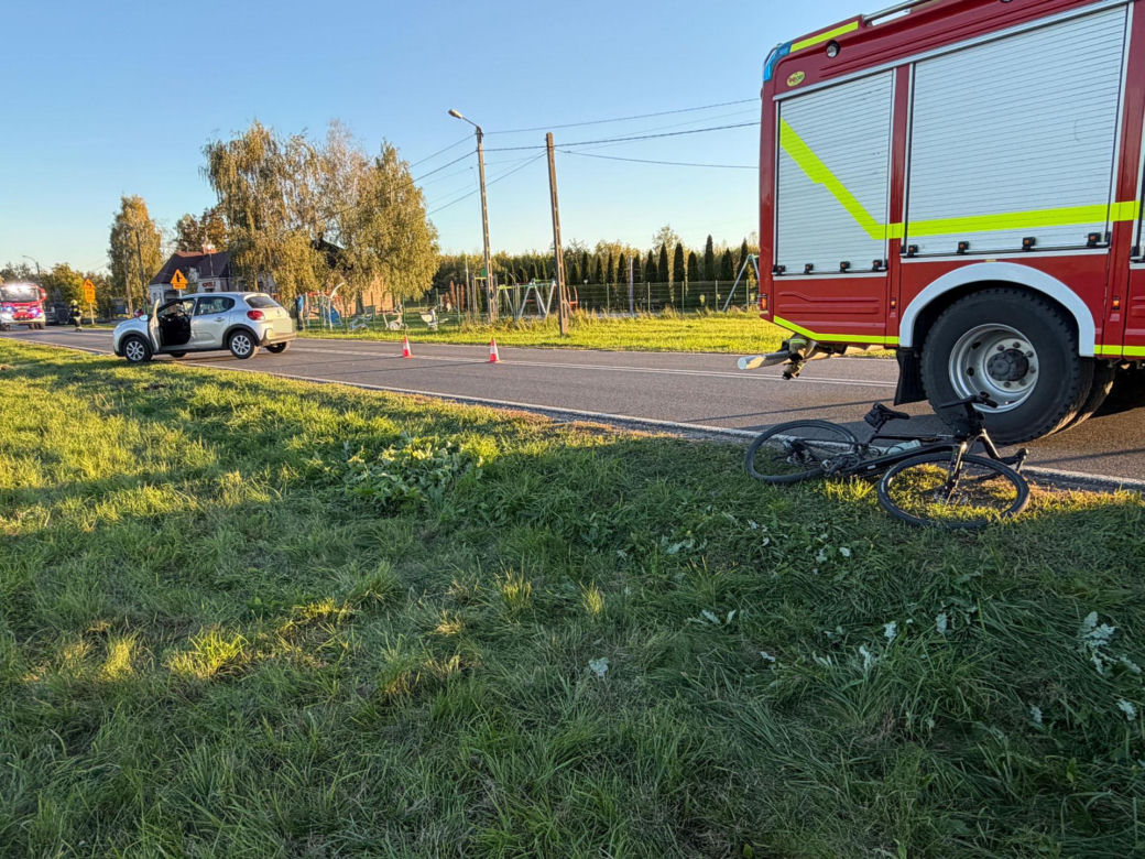 Czarna seria rowerzystów