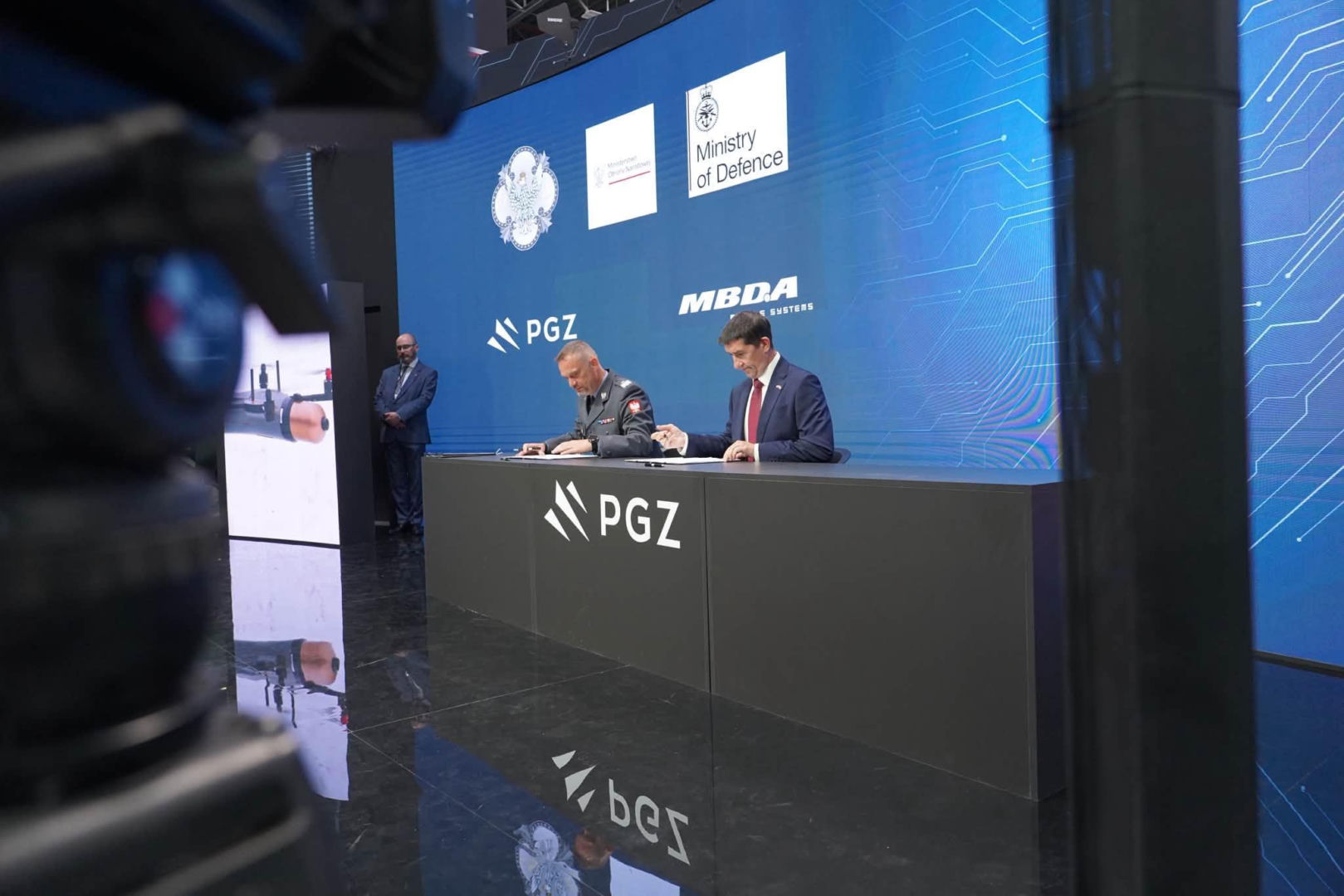 Minister Luke Pollard o polsko-brytyjskiej współpracy obronnej. Fabryka MBDA i program Miecznik