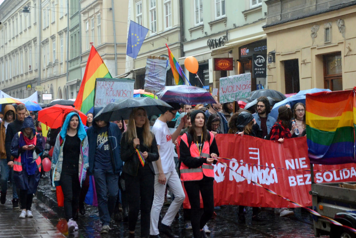 Marsz Równości przejdzie przez Kraków. Tak wyglądały poprzednie parady LGBT