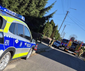 Wybuch gazu w domu jednorodzinnym w Gocławiu. Poszkodowaną 35-latkę śmigłowcem LPR przetransportowano do szpitala