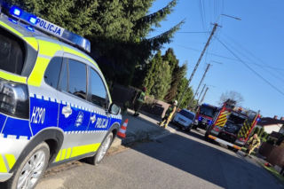 Wybuch gazu w domu jednorodzinnym w Gocławiu. Poszkodowaną 35-latkę śmigłowcem LPR przetransportowano do szpitala