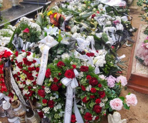 Dziadkowie zostali zabici przez ukochanego wnuka! Spoczęli we wspólnym grobie