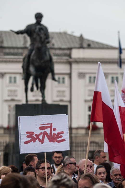 Wojna o sądy. Protesty w Polsce