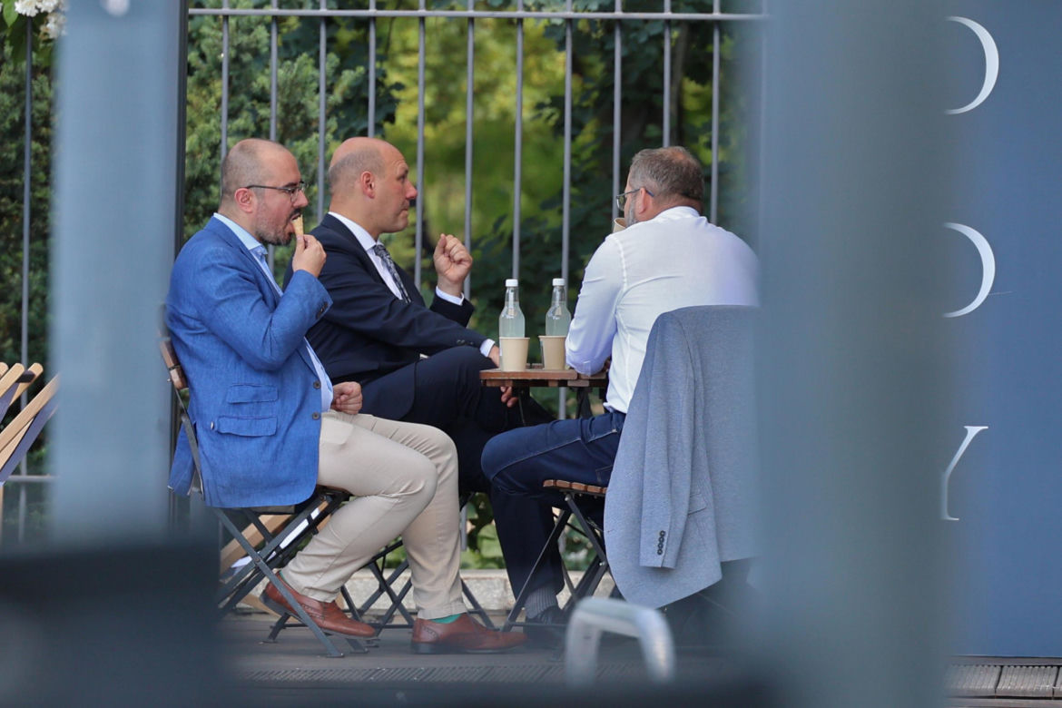 Posłowie PiS poszli na lody