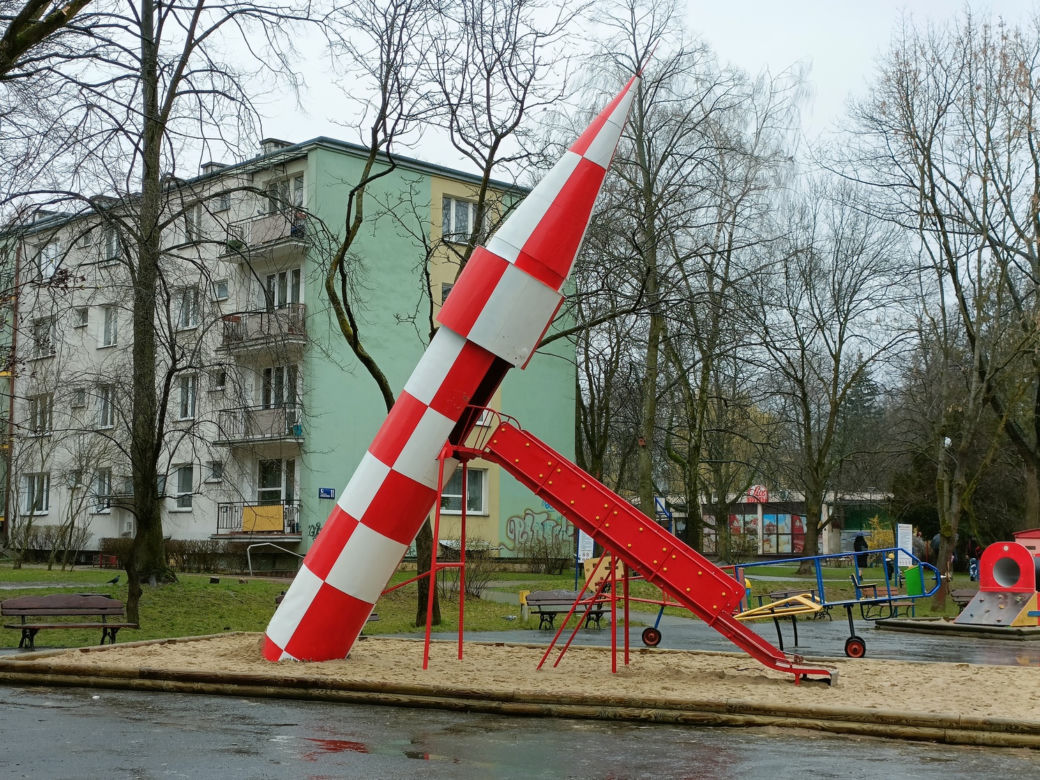 Rakieta na LSM zmieniła barwy