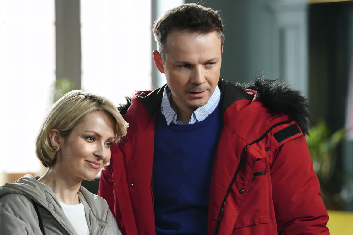 Barwy szczęścia, odcinek 2820: Bożena (Marieta Żukowska), Bruno (Lesław Żurek)