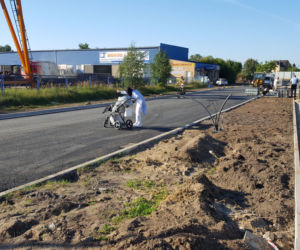 Do tunelu pod torami koło Okrężnej po twardym
