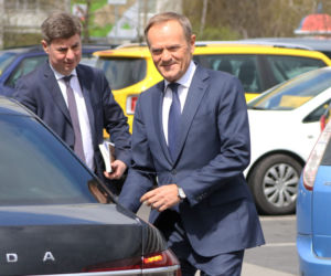Urodziny Donalda Tuska. Tak szef PO obchodził urodziny - ciężko harował