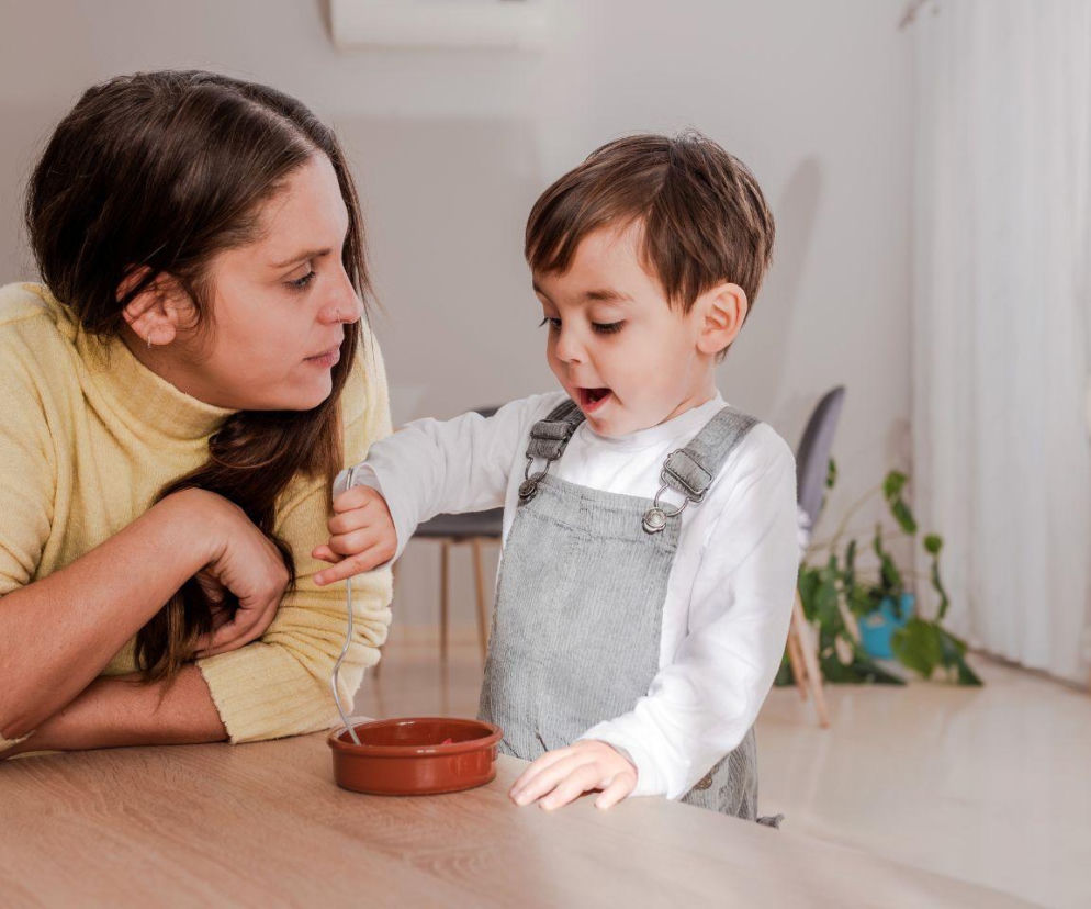 Dziecko nie chce opowiadać o przedszkolu? To też jest odpowiedź