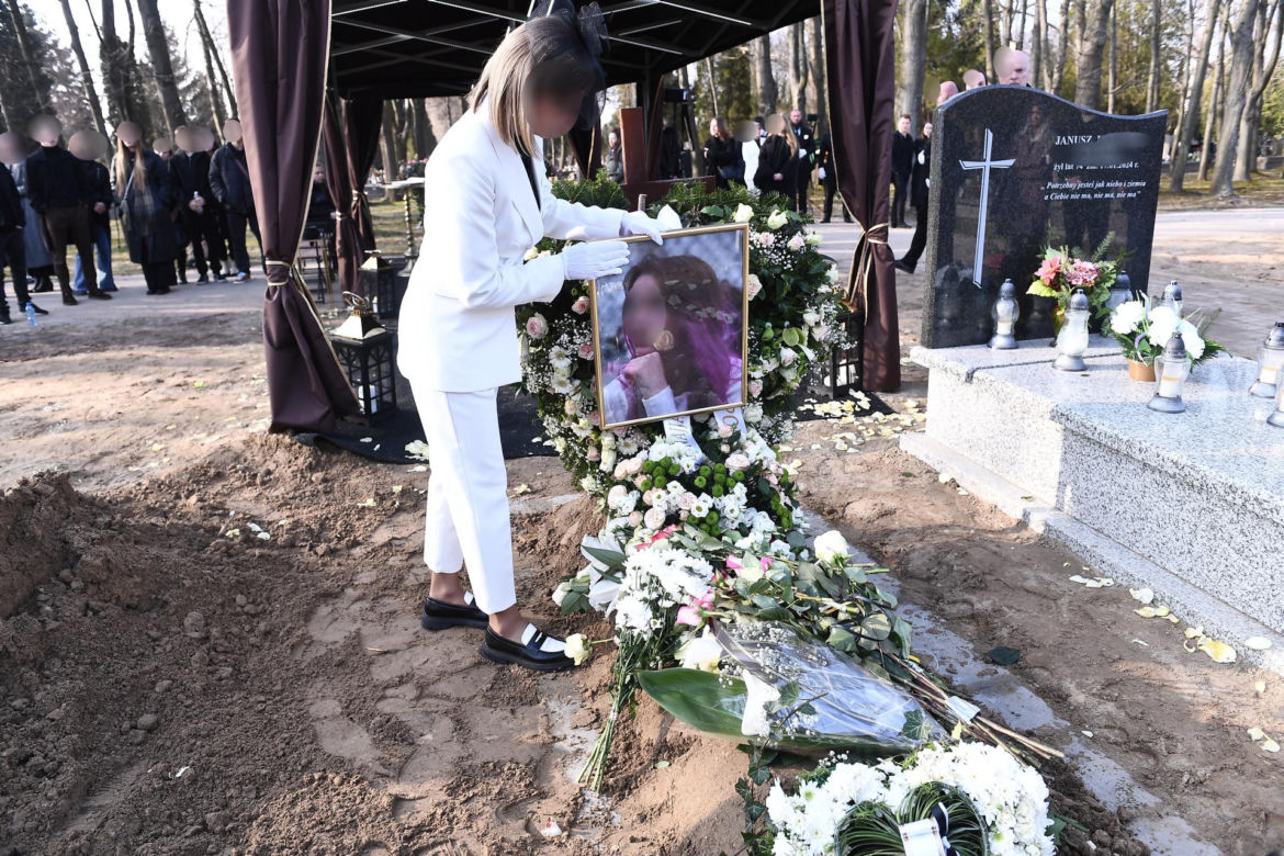 Liza po śmierci odwiedziła swoich najbliższych. Jej słowa rozrywają serca. Mówiła o cierpieniu 