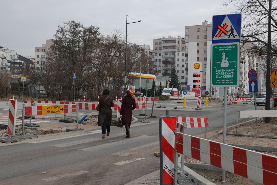 Przebudowa ulicy Sokratesa ciągnie się jak krew z nosa. Mieszkańcy są wściekli 