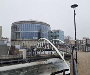 Duże opóźnienie rozbudowy Opery Nova. IV krąg wciąż w budowie