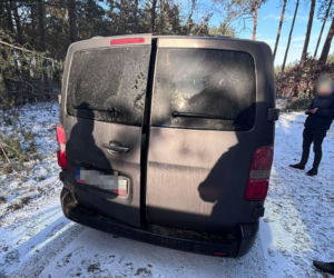 Zatrzymanie imigrantów w Bydgoszczy. W dostawczym busie jechało 12 mężczyzn