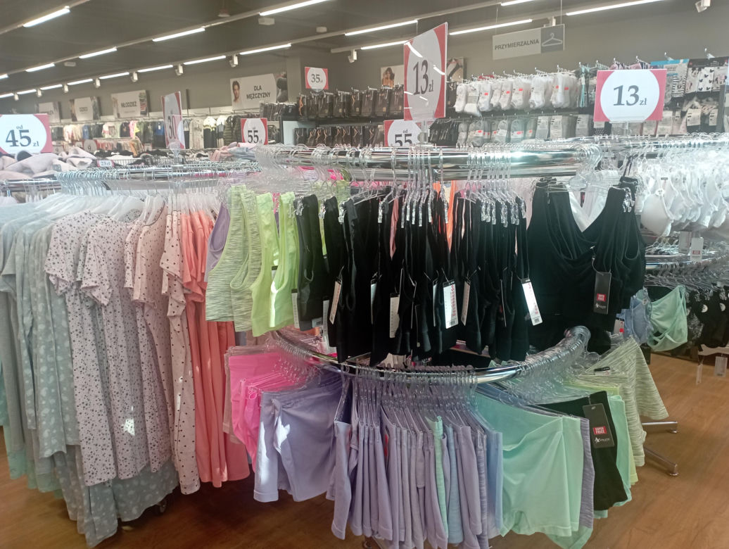 Sklep Woolworth w Poznaniu cieszy się dużą popularnością. Tak wygląda to miejsce trzy miesiące po otwarciu