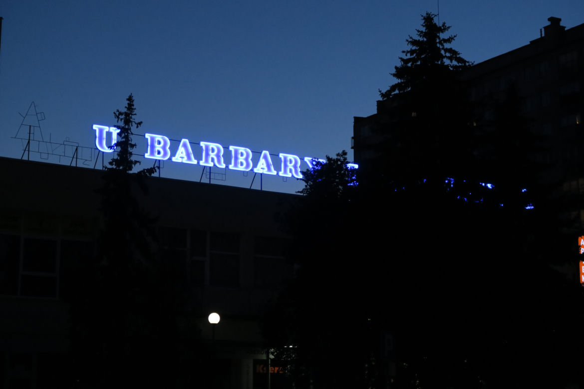 Historyczny neon znów rozświetla ulice Kalisza