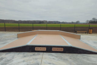 Skatepark w Sarnakach w powiecie łosickim