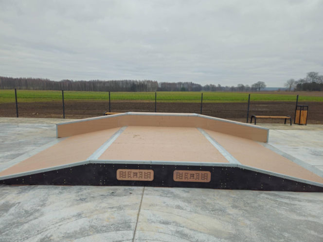 Skatepark w Sarnakach w powiecie łosickim