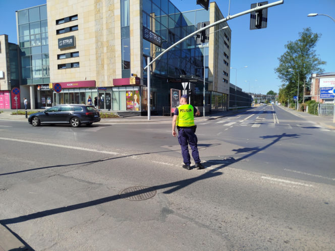 Zderzenie motocyklisty z osobówką na ul. Wojskowej w Siedlcach