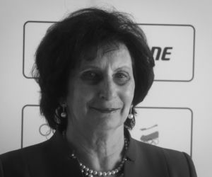 ZMARŁA IRENA SZEWIŃSKA