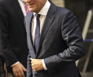 Małgorzata Wassermann, Donald Tusk