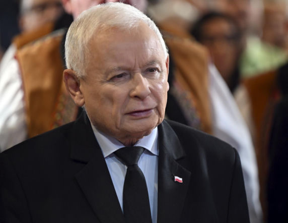 Aż 88% Polaków chce odejścia Kaczyńskiego z PiS! Potężny cios w nowym sondażu