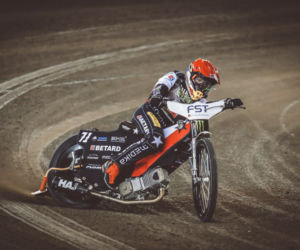 Bartosz Zmarzlik obronił tytuł mistrza świata na Motoarenie. Zdjęcia z toru i trybun