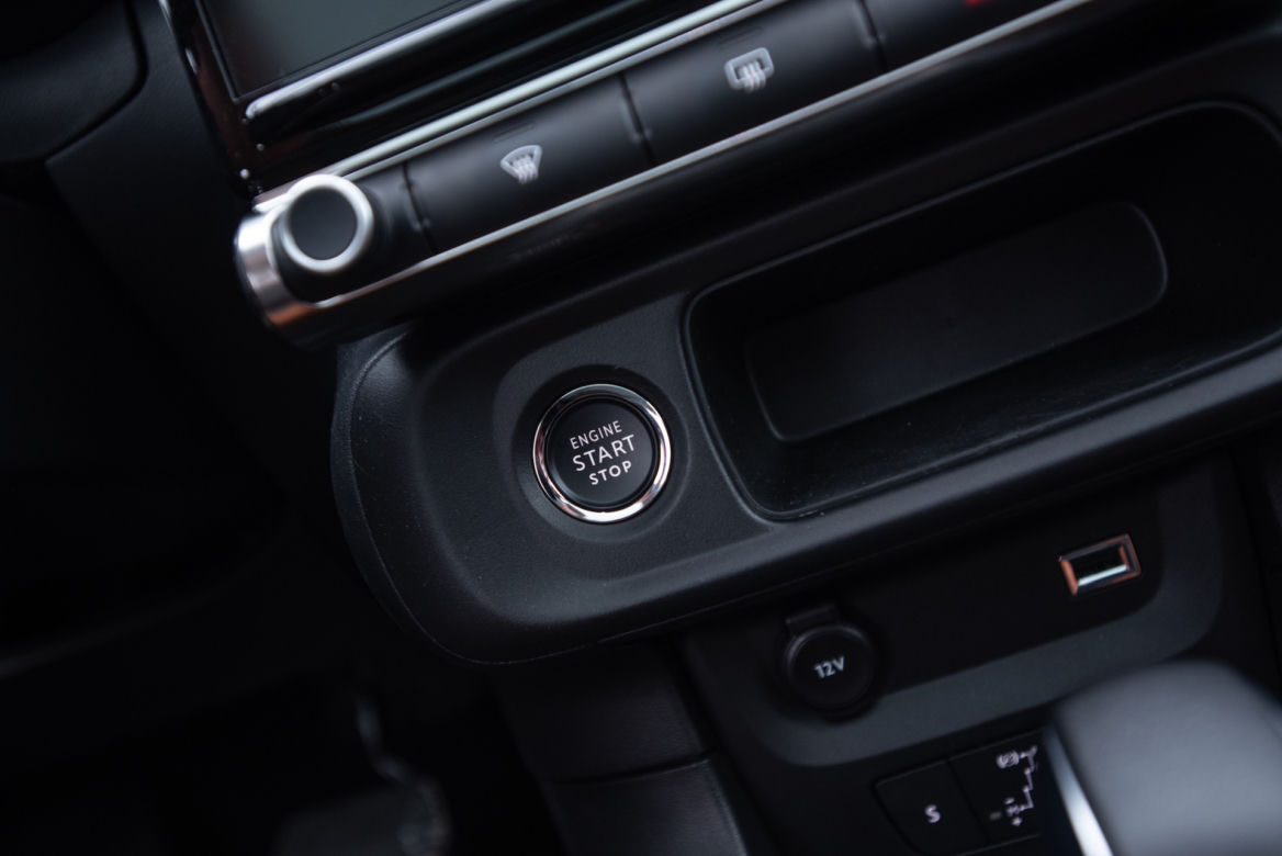 Citroen C3 1.2 PureTech 110 EAT6 Shine